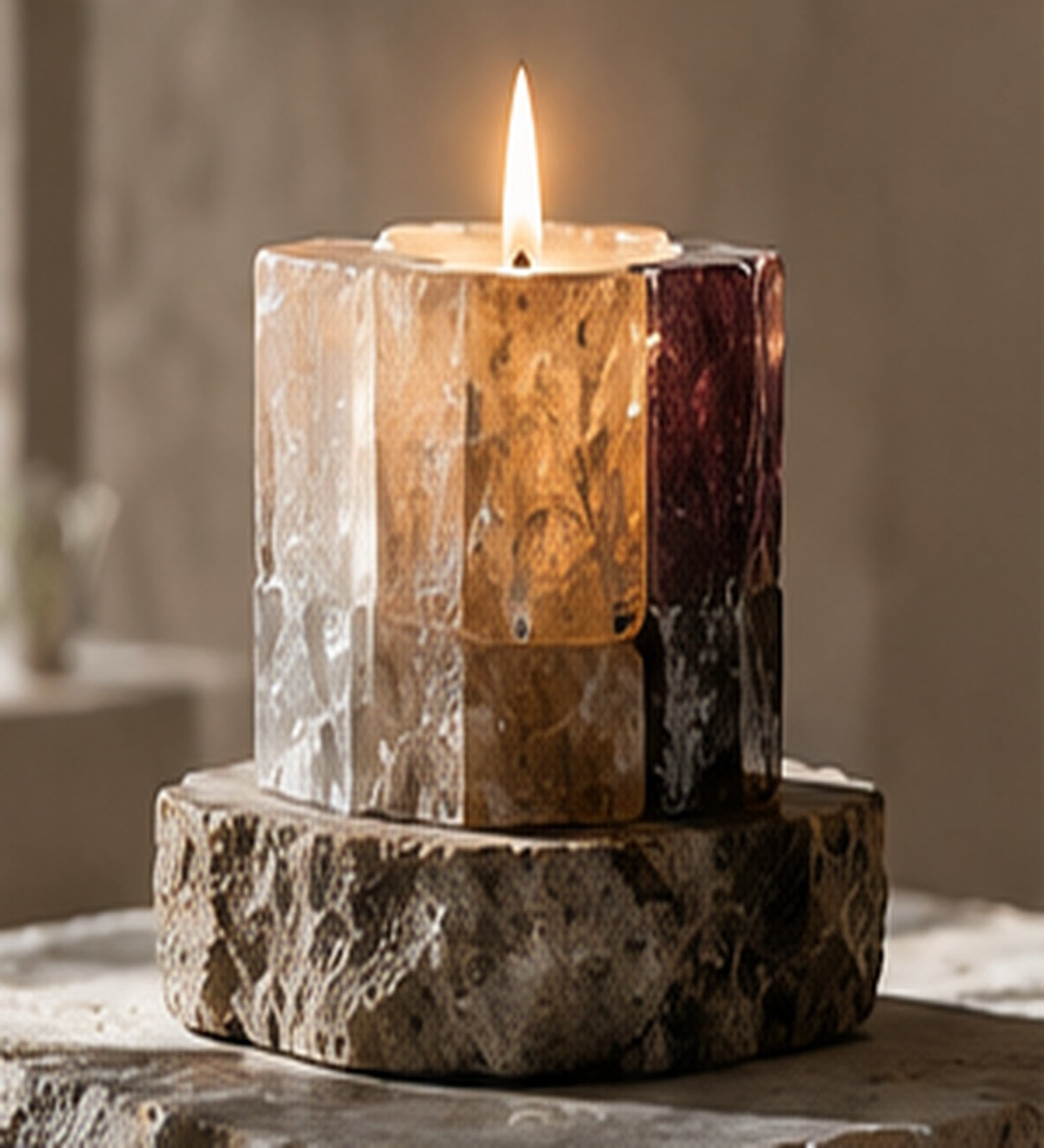 Glaines Eternal Ember crystal candle with glowing mineral surround